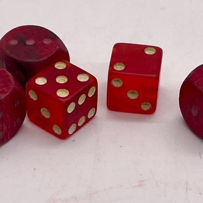 5 Vintage Dice, red