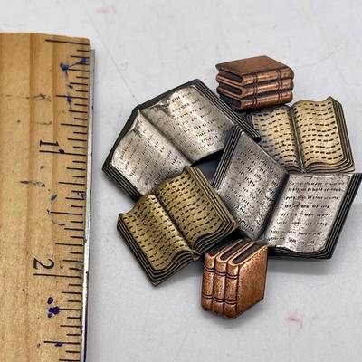 Book Lovers Pin or Brooch