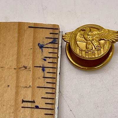 (3) WWII Ruptured Duck Honorable Service Lapel Buttons