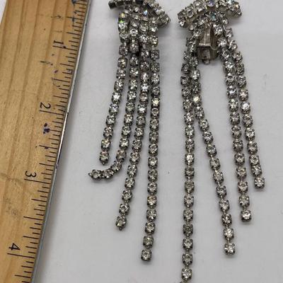Vintage Rhinestone Dangle Drip Clip-on Earrings