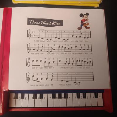 1967 WALT DISNEY PROD. PIANO WITH BOOK