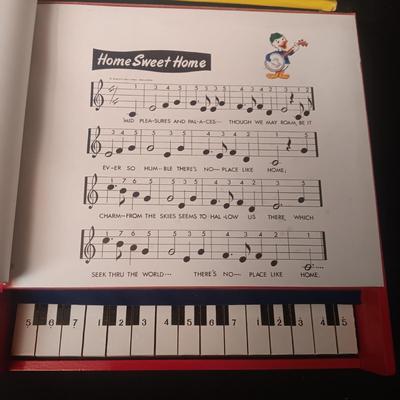1967 WALT DISNEY PROD. PIANO WITH BOOK