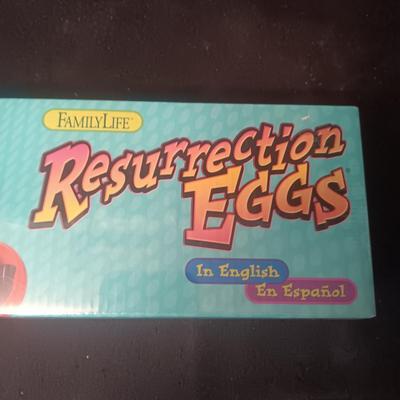 NEW FAMILY LIFE "RESURRECTION EGGS" IN ENGLISH AND SPANISH