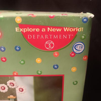 NEW DEPARTMENT 56 M&M's CHRISTMAS BAKERY LIGHTED HOUSE AND CANDY DISH
