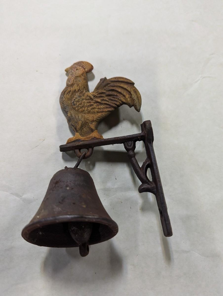 Rooster Scrolls Farm Dinner Bell - Cast Iron Wall Mounted - Rustic Country Western Decor