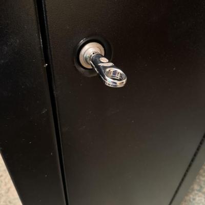 Gun Safe w Keys