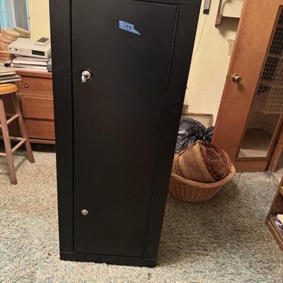 Gun Safe w Keys
