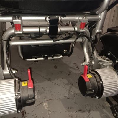 NICE ELECTRIC WHEELCHAIR, WORKS GREAT!