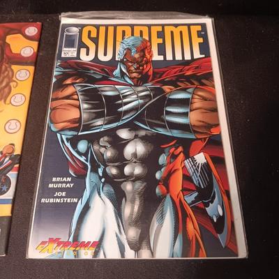 3 COMIC BOOKS (1)