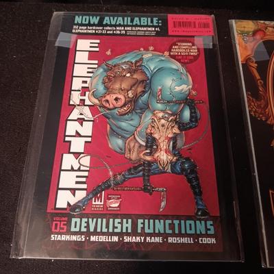 2 COMIC BOOKS (6)