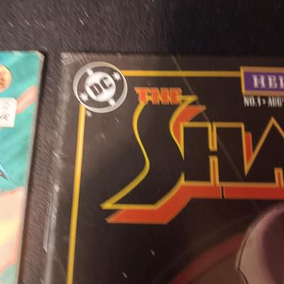 2 COMIC BOOKS (10)