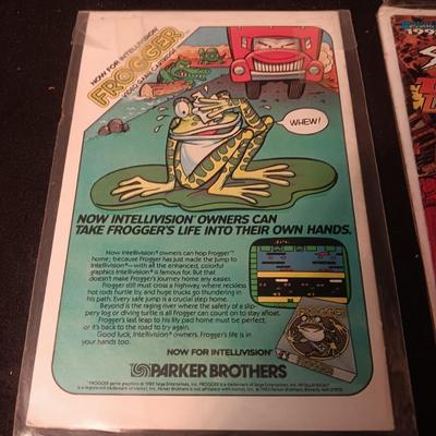 2 COMIC BOOKS (11)
