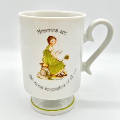 HOLLY HOBBIE ~ Green Band ~ Set Of Six (6) Ceramic Footed Mugs