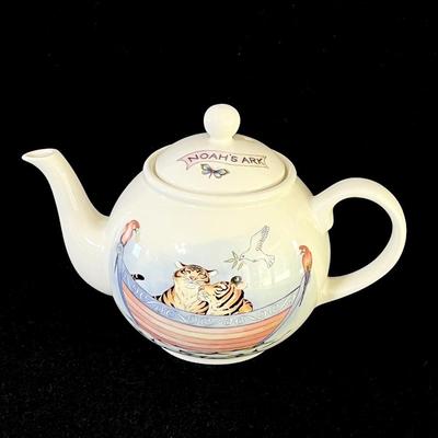 ARTHUR WOOD ~ Noah’s Ark ~ Porcelain Tea Pot