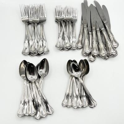 GORHAM ~ Valcourt ~ 5 Piece Service For 12 ~ 7 Serving Pcs