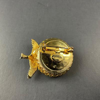 -94- BROOCH | Jeanne Bird & Bird Nest Pin | Marked