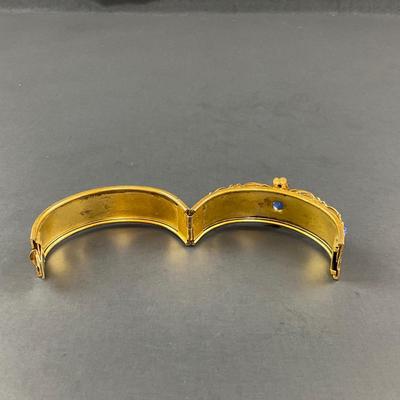 -96- COSTUME | Blue Rhinestone & Gold Tone Bracelet