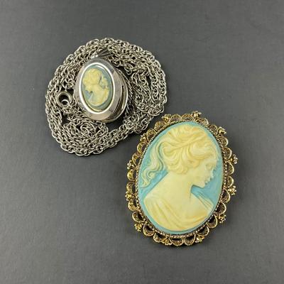 -97- CAMEO | Light Blue Locket & Pin