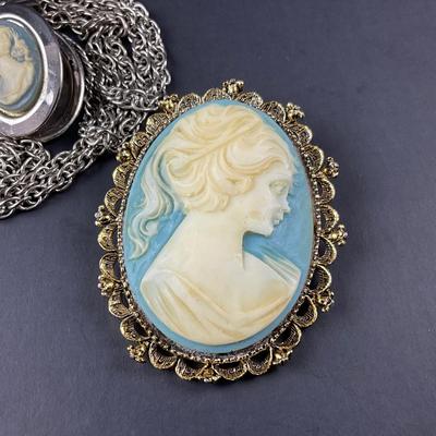 -97- CAMEO | Light Blue Locket & Pin