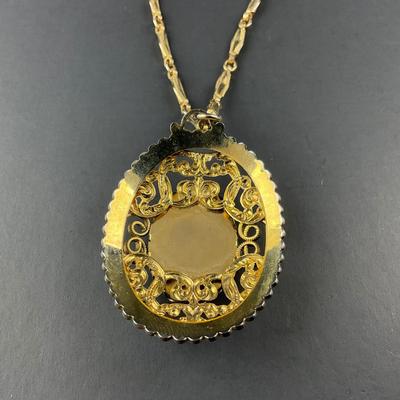 -99- CAMEO | Gold Tone & Black Necklace