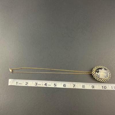 -100- CAMEO | Gold Tone & Black Necklace | Brooch