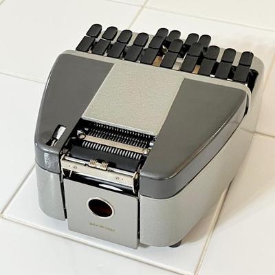 LA SALLE ~ Vtg. Stenotype