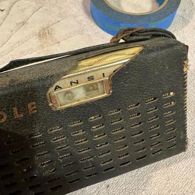 CANDLE Vintage Transistor Radio