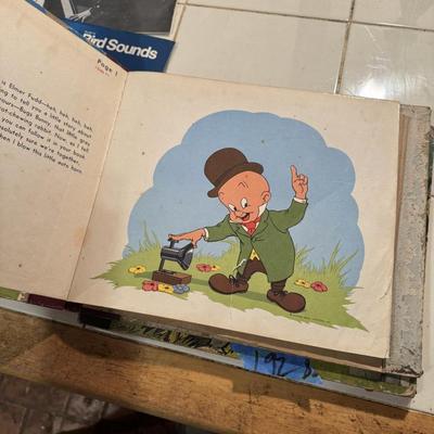 Vintage Vinyl Bugs Bunny, Rabbit Town #192
