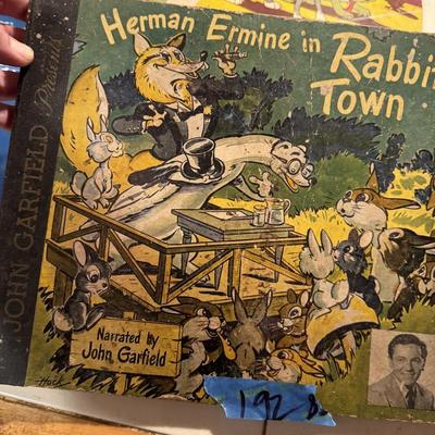 Vintage Vinyl Bugs Bunny, Rabbit Town #192