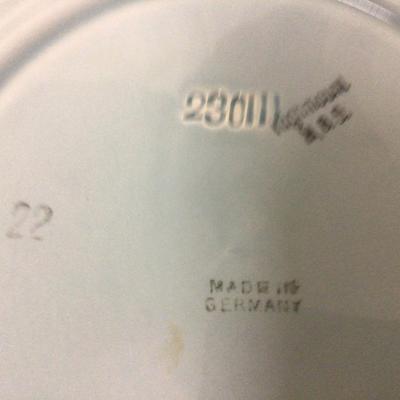 Decorative Collector Plates Lot