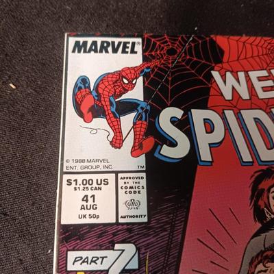 4 COMIC BOOKS (1)