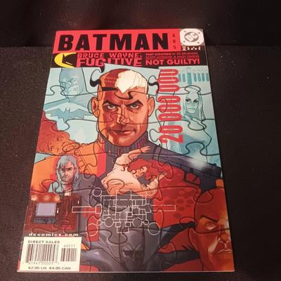 4 COMIC BOOKS (2)