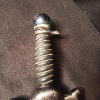 FROST CUTLERY SKULL SWORD/KNIFE W/LEATHER WRAPPED HANDLE