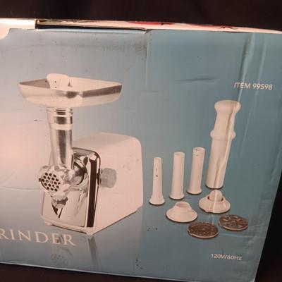NEVER USED ELECTRIC MEAT/FOOD GRINDER