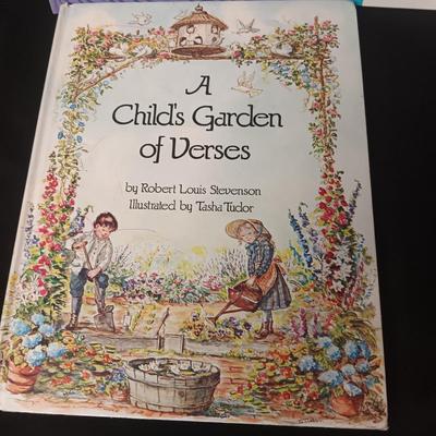 NICE HARDBACK CHILDREN'S BOOKS IN GREAT CONDITION