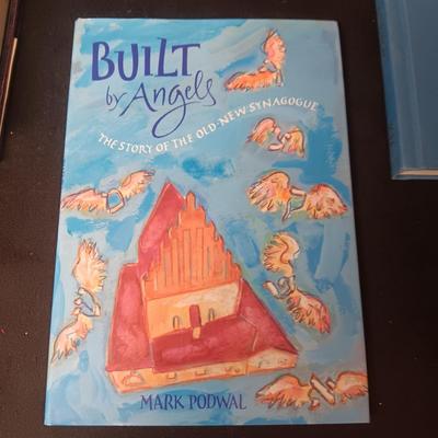 ANOTHER GROUP OF FANTASTIC CHILDREN'S BOOK IN GREAT SHAPE