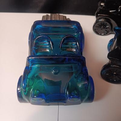 A COLLECTION OF VINTAGE AVON COLOGNE/AFTER SHAVE VEHICLES MOSTLY FULL
