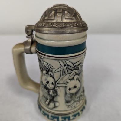Endangered Species Giant Panda Stein