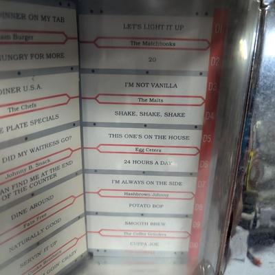 Retro Diner Tabletop Radio