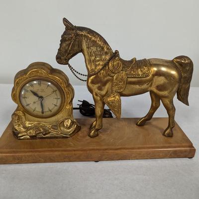 Vintage Metal Horse With Plastic Stand United Self Starting Clock