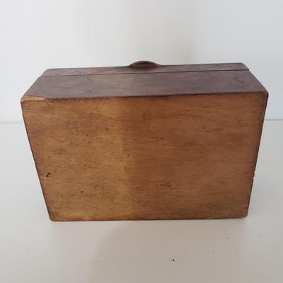 Vintage Monogrammed Boxes (DR-KD)
