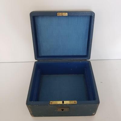 Vintage Monogrammed Boxes (DR-KD)