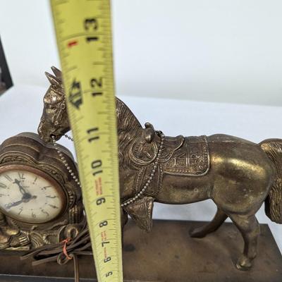 Vintage Metal Horse United Clock