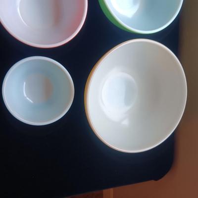 PYREX NESTING BOWLS