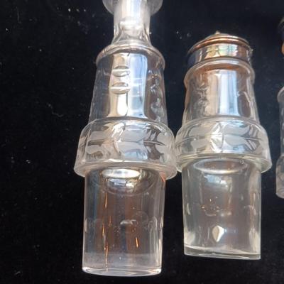 PELTON BROS. VINTAGE SILVER PLATED CRUET SET