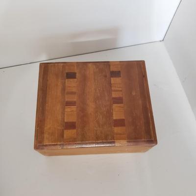 Unique Wooden Boxes (GBC-KD)