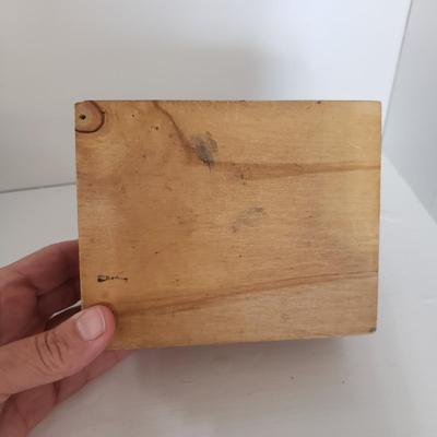 Unique Wooden Boxes (GBC-KD)