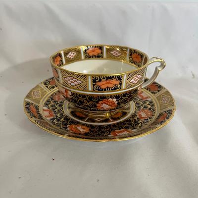 Three Tiffany & Company Tea Cups & Saucers (GB-MG)