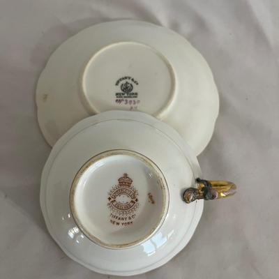 Three Tiffany & Company Tea Cups & Saucers (GB-MG)