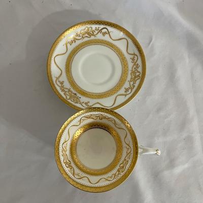 Three Tiffany & Company Tea Cups & Saucers (GB-MG)